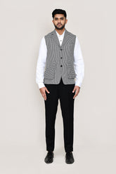 White Kurta with Straight Fit Pant And Jacket
