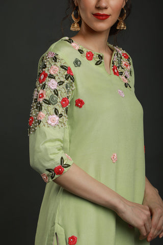 Dhara Kurta With Pleated Plazzo