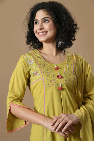 Mehendi Kurta Set