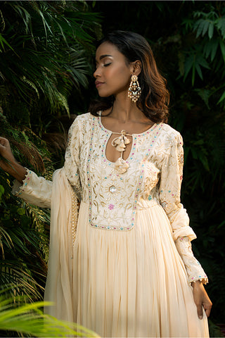 Ivory Georgette Anarkali Paired With Churidar And  Silk Organza Dupatta