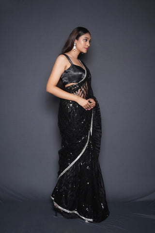 Striking Black Blouse Saree Set