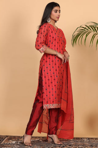 Red Chanderi Kurta Set With Block Print