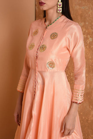 Peach Silk Kurta Set With Peach Work