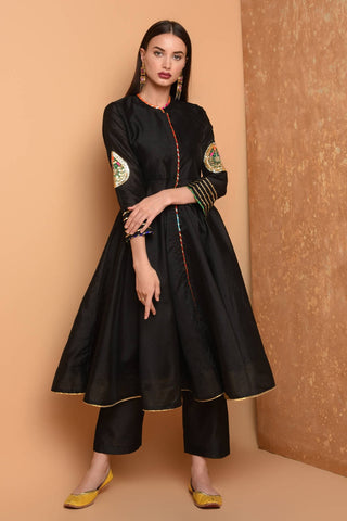 Black Silk Kurta Set With Peach Work