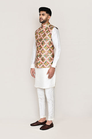 White Kurta with Straight Fit Pant And Jacket