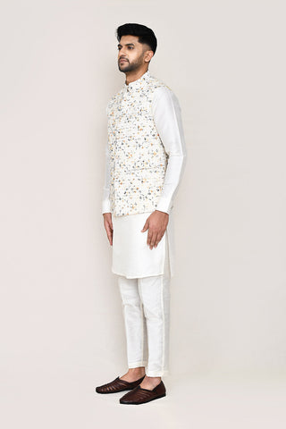 White Kurta with Straight Fit Pant And Jacket