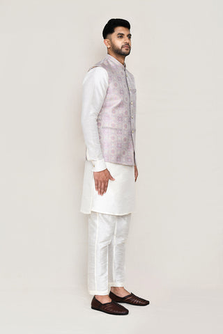 White Kurta with Straight Fit Pant And Jacket