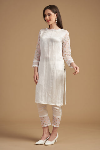 Ivory Thread Embroidered Tunic With Pant