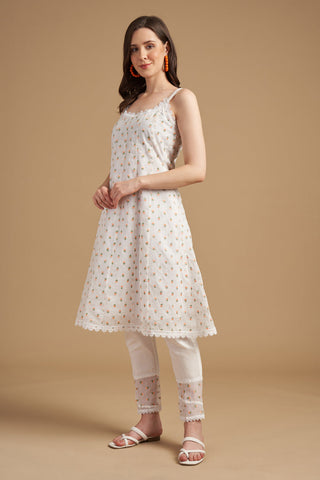 Ivory Thread Embroidered Tunic With Pant