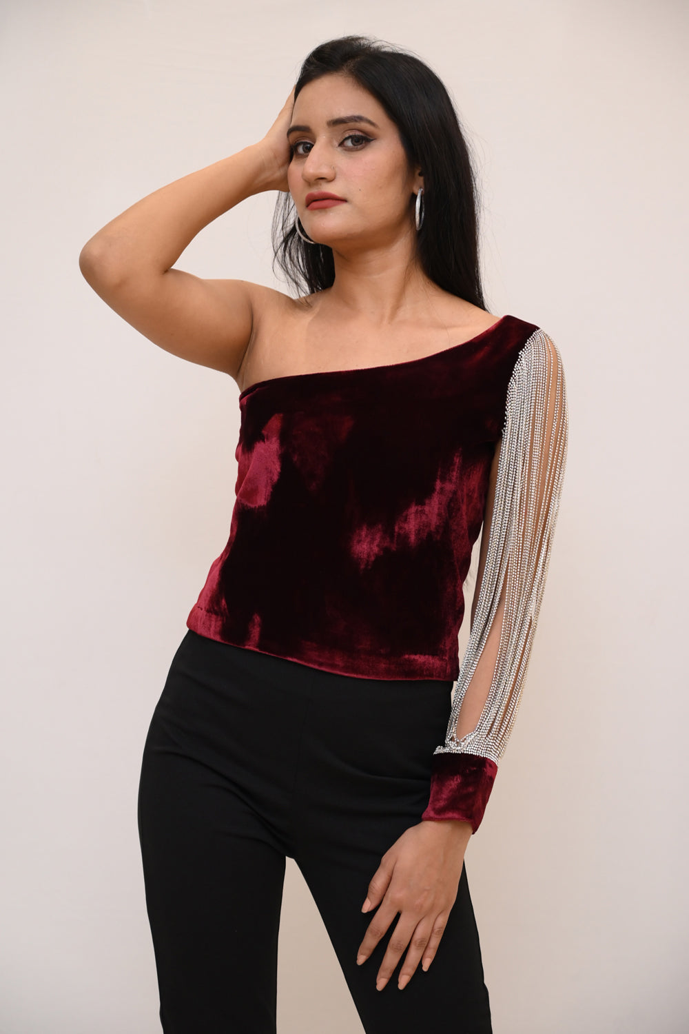 Stiletto One Sleeve Velvety Top