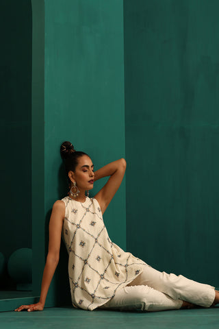 Truebrowns Ivory Rhombus Cotton Sleeveless Co-Ord Set