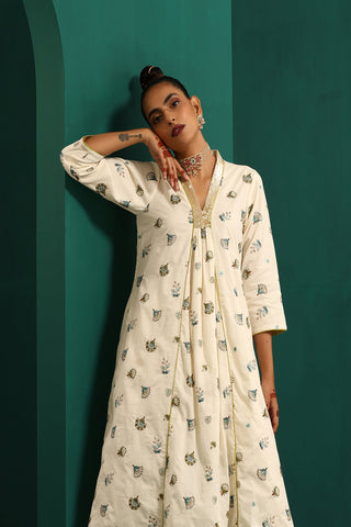 Truebrowns Ivory Blue Floral Cotton Front Gathered Kurta Pant Set