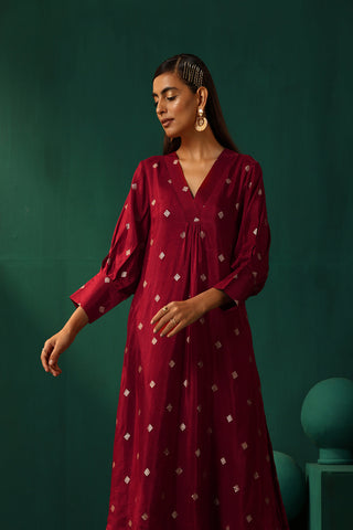 Truebrowns Maroon Diamond Viscose Silk Puff Sleeve Kurta Pant Set