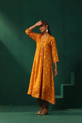 Truebrowns Mustard Geometric Floral Viscose Silk Front Gathered Kurta Pant Set