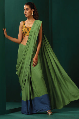 Truebrowns Green Muslin Silk Pre-Stitched Saree