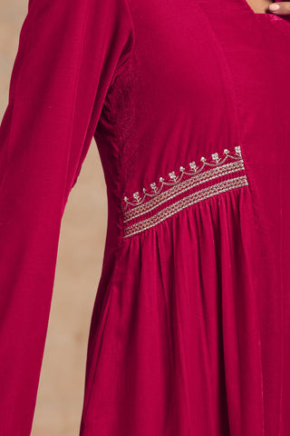 Truebrowns Rani Pink Velvet Embroidered Kurta