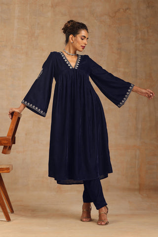 Truebrowns Midnight Blue Velvet Embroidered Kurta