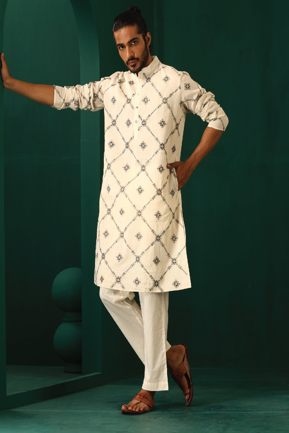 Truebrowns Men'S Ivory Rhombus Cotton Kurta